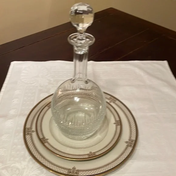 Baccarat ‘Nancy’ Crystal Decanter - Picture 1 of 5